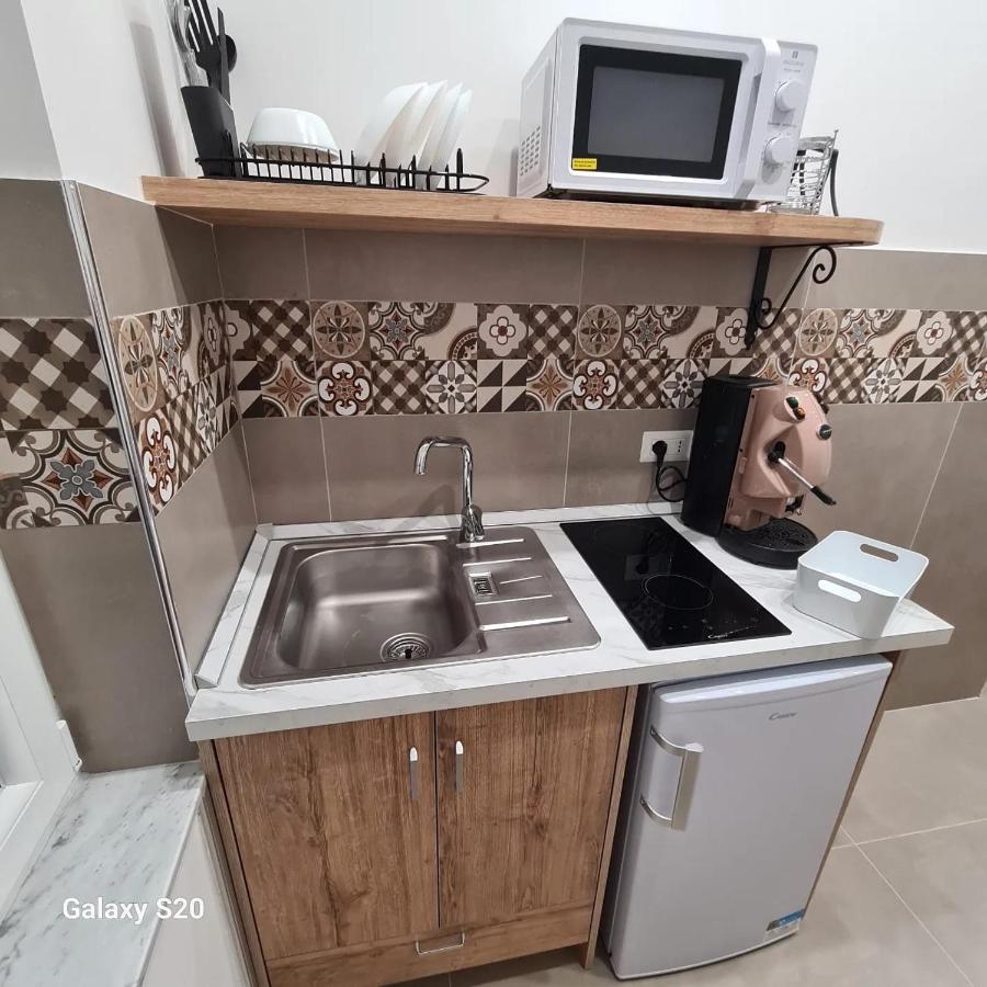 Hotel Residenza Nascari Al Plebiscito Napoli Esterno foto