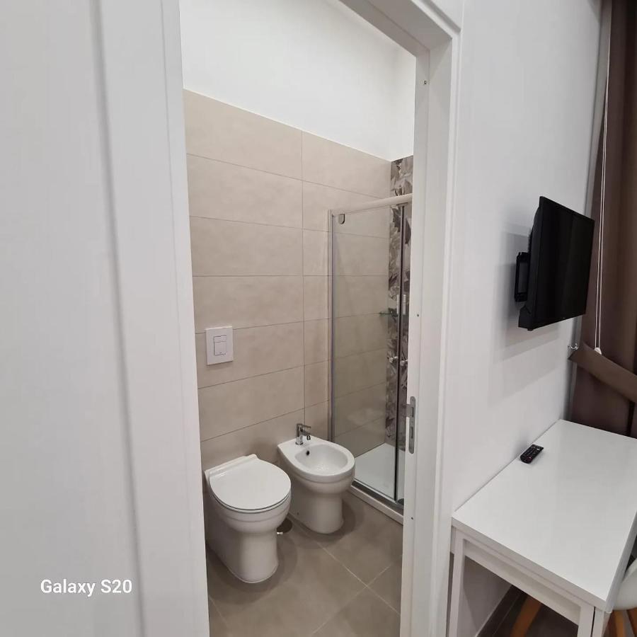 Hotel Residenza Nascari Al Plebiscito Napoli Esterno foto