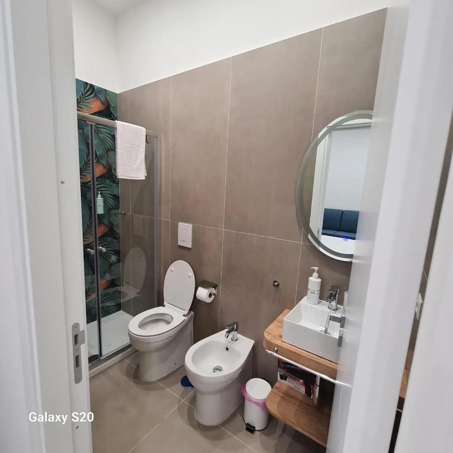 Hotel Residenza Nascari Al Plebiscito Napoli Esterno foto
