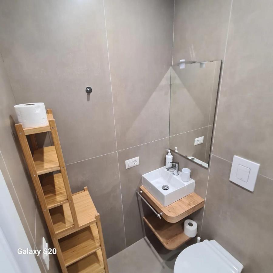 Hotel Residenza Nascari Al Plebiscito Napoli Esterno foto